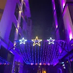 Moon Suit Taksim